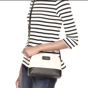 Kate Spade Bay Street Hanna Leather Crossbody Bag (Pebble Black Ivory)